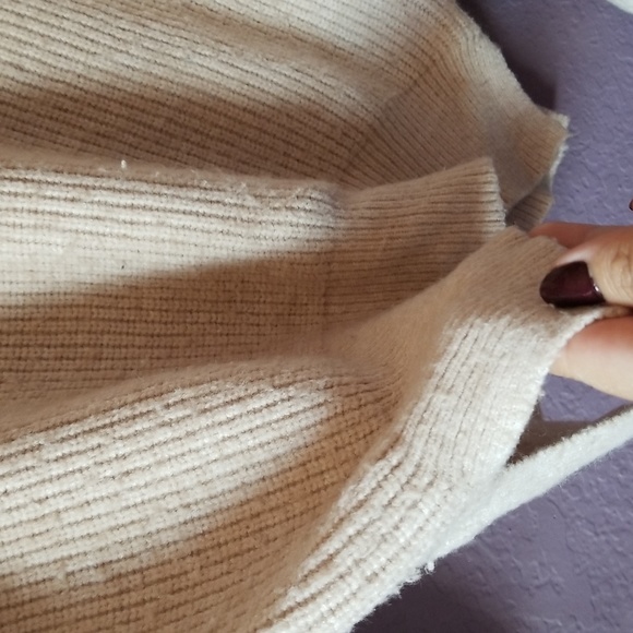 Pink Rose Women's Sweater - Picture 4 of 13